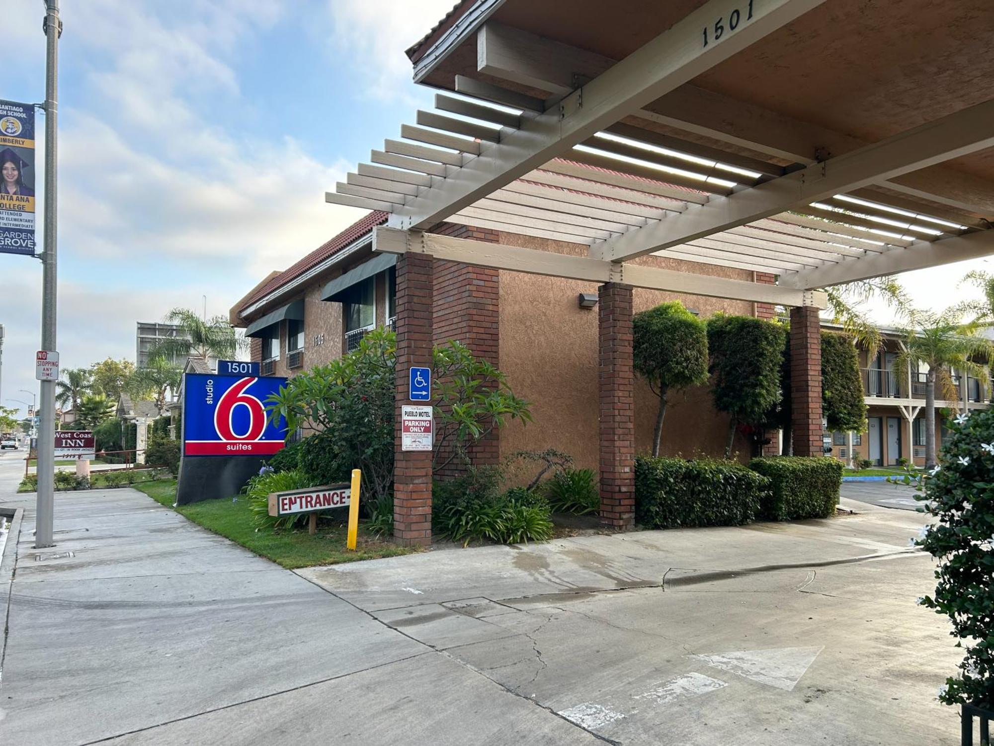 Studio 6 Suites Santa Ana, Ca エクステリア 写真