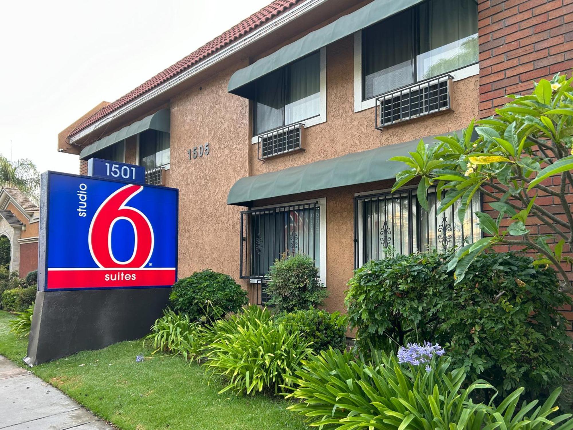 Studio 6 Suites Santa Ana, Ca エクステリア 写真